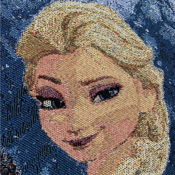 Disney Frozen Throw Blanket Tapestry Woven Elsa Olaf Anna Fringe - Picture 5 of 7